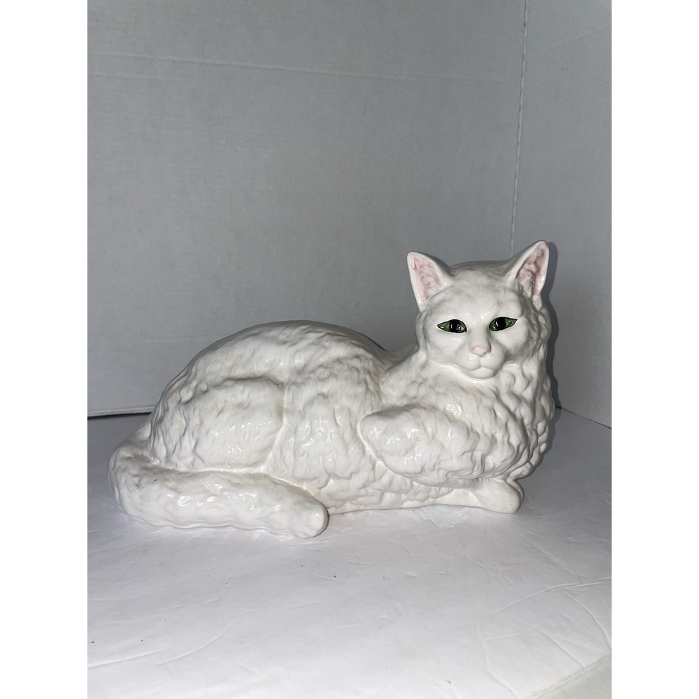 LIFE SIZE White PERSIAN Green Eye Ceramic Cat Sculpture/Statue-Bordallo Pinheiro